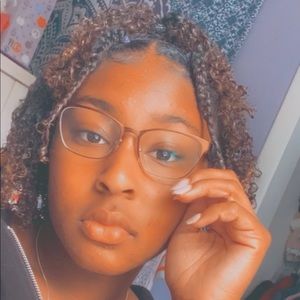 Meet your Posher, Kennedy